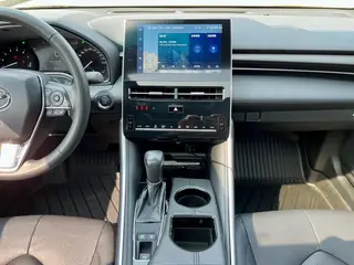 Toyota Avalon 2022 2.0L Enterprising Edition interior photo 15 Toyota Avalon 2022 2.0L Enterprising Edition interior photo 15
