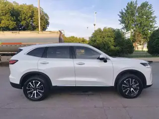 Haval H6 2022 Tercera generación 1.5T Tracción automática a dos ruedas Pro interior foto 5 Haval H6 2022 Tercera generación 1.5T Tracción automática a dos ruedas Pro interior foto 5
