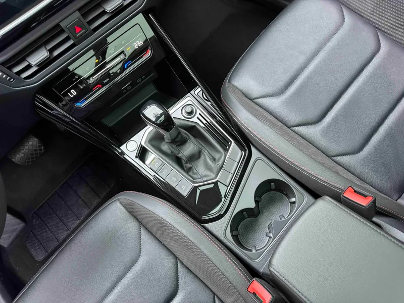 Volkswagen Tayron 2021 330TSI Two-wheel drive 3 Anniversary Limited Edition interior photo 11 Volkswagen Tayron 2021 330TSI Two-wheel drive 3 Anniversary Limited Edition interior photo 11