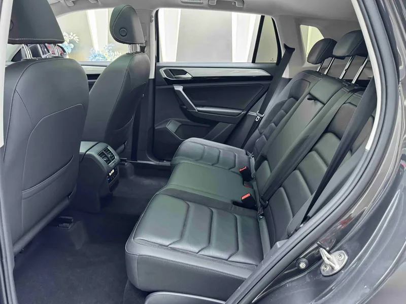 Volkswagen Tayron 2021 330TSI Two-wheel drive 3 Anniversary Limited Edition interior photo 14 Volkswagen Tayron 2021 330TSI Two-wheel drive 3 Anniversary Limited Edition interior photo 14