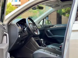 Volkswagen Tiguan L 2021 330TSI Automatic two-wheel drive R-Line Enjoy more version exterior photo 4 Volkswagen Tiguan L 2021 330TSI Automatic two-wheel drive R-Line Enjoy more version exterior photo 4