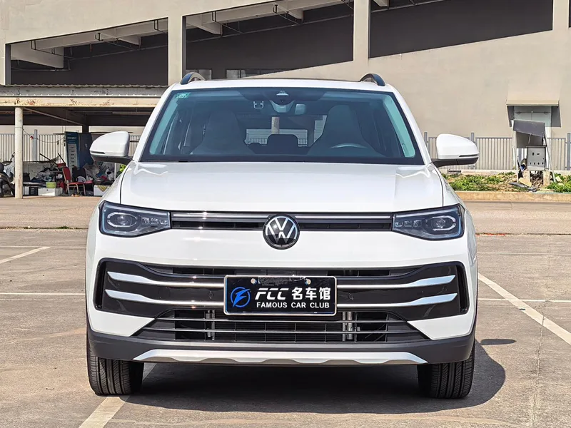 Volkswagen Tharu 2025 New talent 300TSI Sharp Edition exterior photo 2 Volkswagen Tharu 2025 New talent 300TSI Sharp Edition exterior photo 2