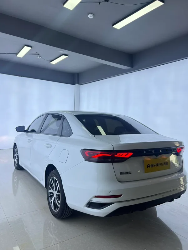 Geely Emgrand 2023 4th Gen Champion Edition 1.5L CVT Luxury type interior photo 10 Geely Emgrand 2023 4th Gen Champion Edition 1.5L CVT Luxury type interior photo 10