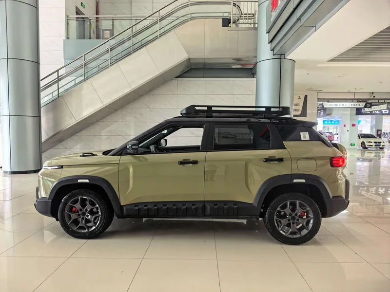 Geely Cowboy 2025 1.5TD Fun Wild Edition interior photo 16 Geely Cowboy 2025 1.5TD Fun Wild Edition interior photo 16