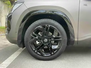 Volkswagen Teramont 2025 Teramont Pro 450TSI Four-wheel drive peak version exterior photo 9 Volkswagen Teramont 2025 Teramont Pro 450TSI Four-wheel drive peak version exterior photo 9