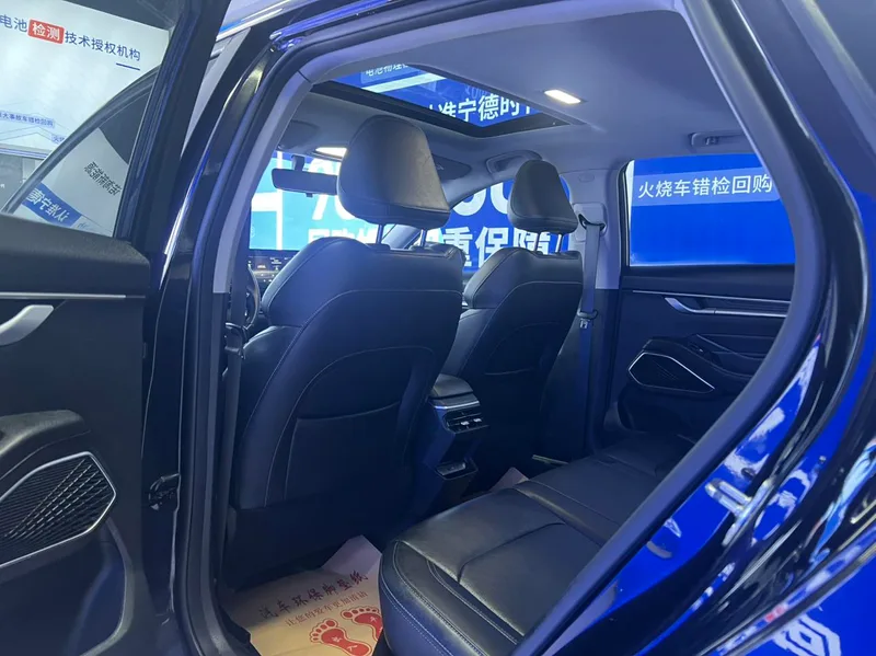 Geely Emgrand 2022 4th Gen 1.5L CVT Flagship interior photo 12 Geely Emgrand 2022 4th Gen 1.5L CVT Flagship interior photo 12