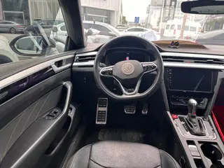 Volkswagen CC 2023 380TSI Version accrocheuse extérieur photo 2