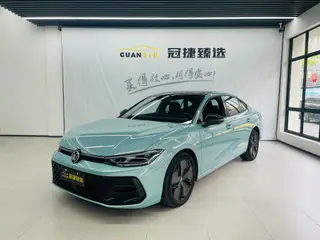 Volkswagen Passat 2025 Pro 380TSI Edición Starry Sky Dragon Zun