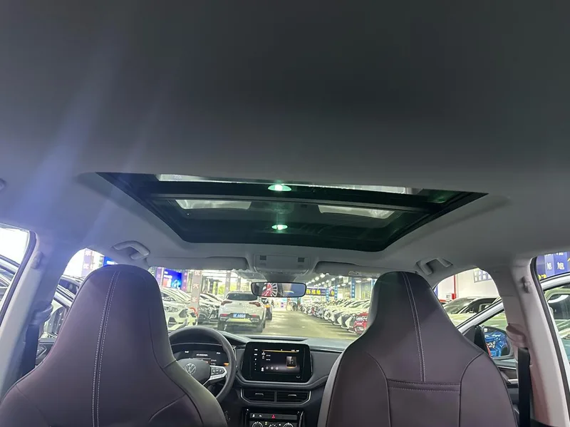 Volkswagen Tharu 2025 New talent 1.5L Sharp Edition interior photo 15 Volkswagen Tharu 2025 New talent 1.5L Sharp Edition interior photo 15