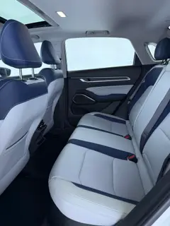 Geely Emgrand 2022 4th Gen 1.5L CVT Flagship interior photo 9 Geely Emgrand 2022 4th Gen 1.5L CVT Flagship interior photo 9