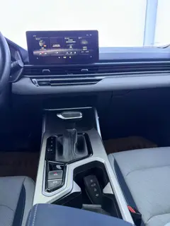 Geely Emgrand 2022 4th Gen 1.5L CVT Flagship interior photo 11 Geely Emgrand 2022 4th Gen 1.5L CVT Flagship interior photo 11