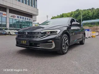 Volkswagen Sagitar 2023 300TSI DSG Version transcendée
