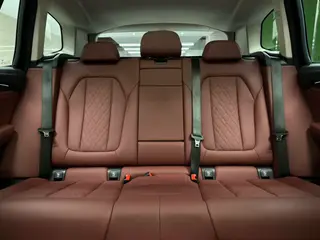 BMW iX3 2024 Leading Type interior photo 12 BMW iX3 2024 Leading Type interior photo 12
