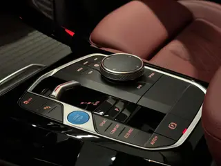 BMW iX3 2024 Leading Type interior photo 17 BMW iX3 2024 Leading Type interior photo 17