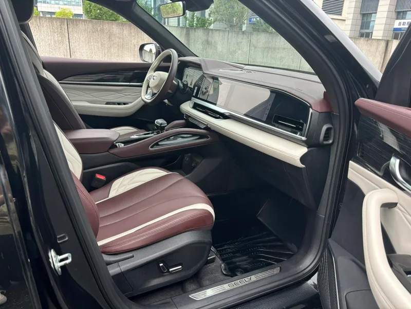 Geely Monjaro 2021 2.0TD DCT EVO Two-wheel drive noble type exterior photo 5 Geely Monjaro 2021 2.0TD DCT EVO Two-wheel drive noble type exterior photo 5