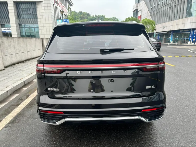 Geely Monjaro 2021 2.0TD DCT EVO Two-wheel drive noble type interior photo 10 Geely Monjaro 2021 2.0TD DCT EVO Two-wheel drive noble type interior photo 10