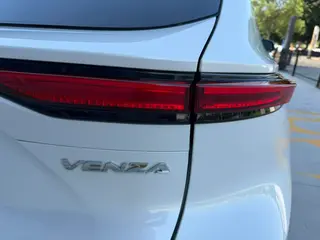 Toyota Venza 2022 2.0L CVT Two-wheel-drive Prestige Edition exterior photo 10 Toyota Venza 2022 2.0L CVT Two-wheel-drive Prestige Edition exterior photo 10
