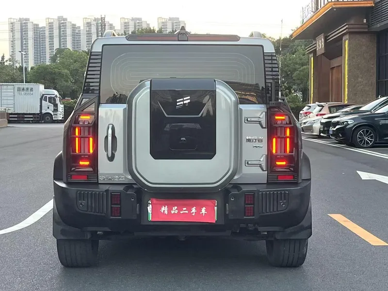 Jetour Shanhai Jietu Traveler C- DM 2024 1.5TD DHT 129km Версия с двумя приводами интерьер фото 17