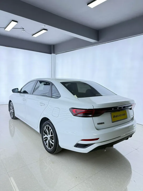 Geely Emgrand 2023 4th Gen Champion Edition 1.5L CVT Luxury type exterior photo 5 Geely Emgrand 2023 4th Gen Champion Edition 1.5L CVT Luxury type exterior photo 5