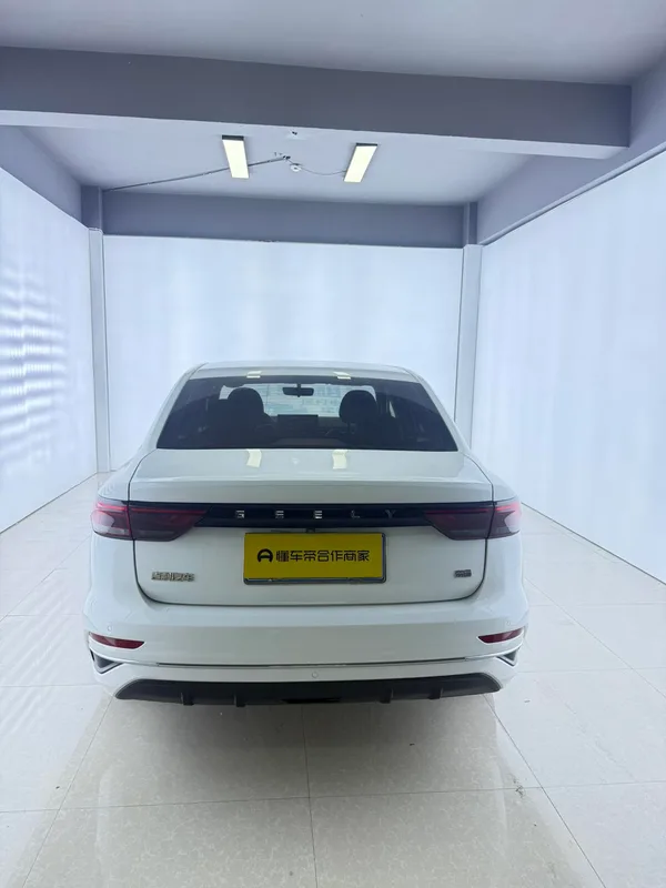 Geely Emgrand 2023 4th Gen Champion Edition 1.5L CVT Luxury type exterior photo 6 Geely Emgrand 2023 4th Gen Champion Edition 1.5L CVT Luxury type exterior photo 6