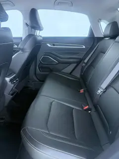 Geely Emgrand 2023 4th Gen Champion Edition 1.5L CVT Luxury type interior photo 8 Geely Emgrand 2023 4th Gen Champion Edition 1.5L CVT Luxury type interior photo 8