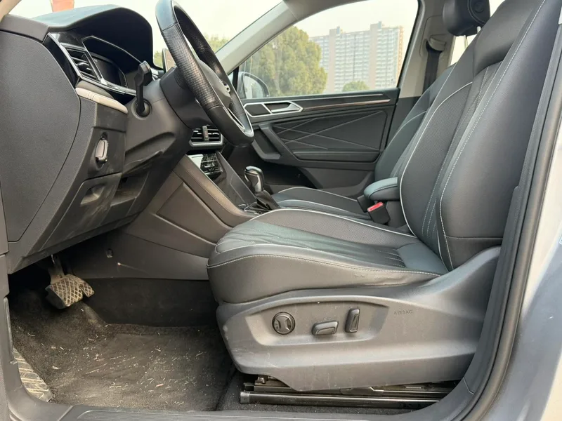 Volkswagen Tiguan L 2022 330TSI Automatic two-wheel drive comfortable version exterior photo 5 Volkswagen Tiguan L 2022 330TSI Automatic two-wheel drive comfortable version exterior photo 5