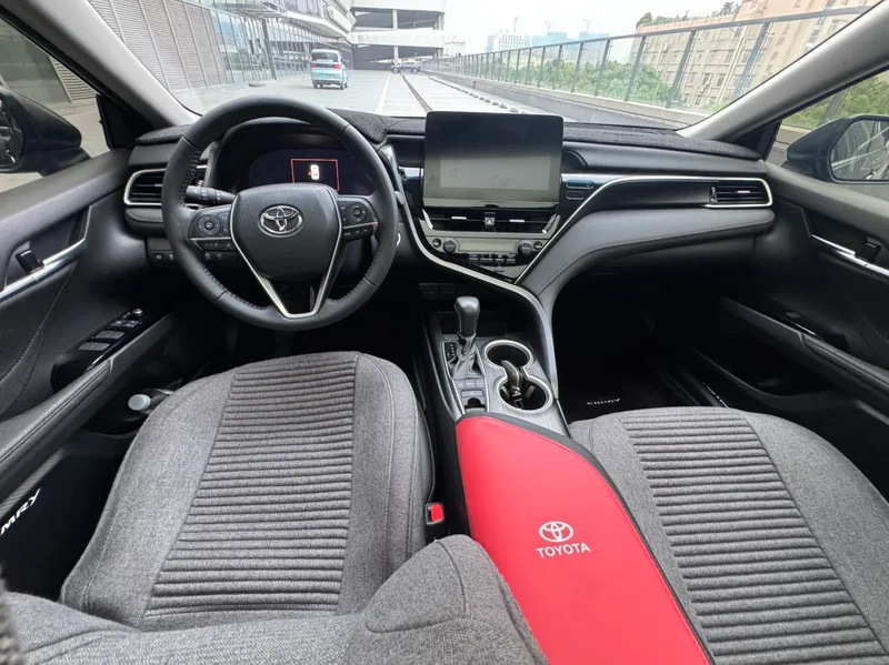 Toyota Camry 2023 2.5G Luxury Edition interior photo 10 Toyota Camry 2023 2.5G Luxury Edition interior photo 10