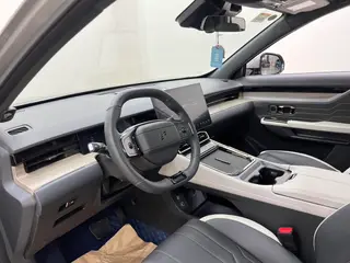 Jetour Shanhai L6 2024 1.5TD DHT ULTRA interior photo 14 Jetour Shanhai L6 2024 1.5TD DHT ULTRA interior photo 14