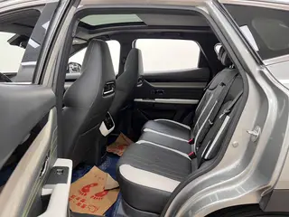 Jetour Shanhai L6 2024 1.5TD DHT ULTRA interior photo 16 Jetour Shanhai L6 2024 1.5TD DHT ULTRA interior photo 16