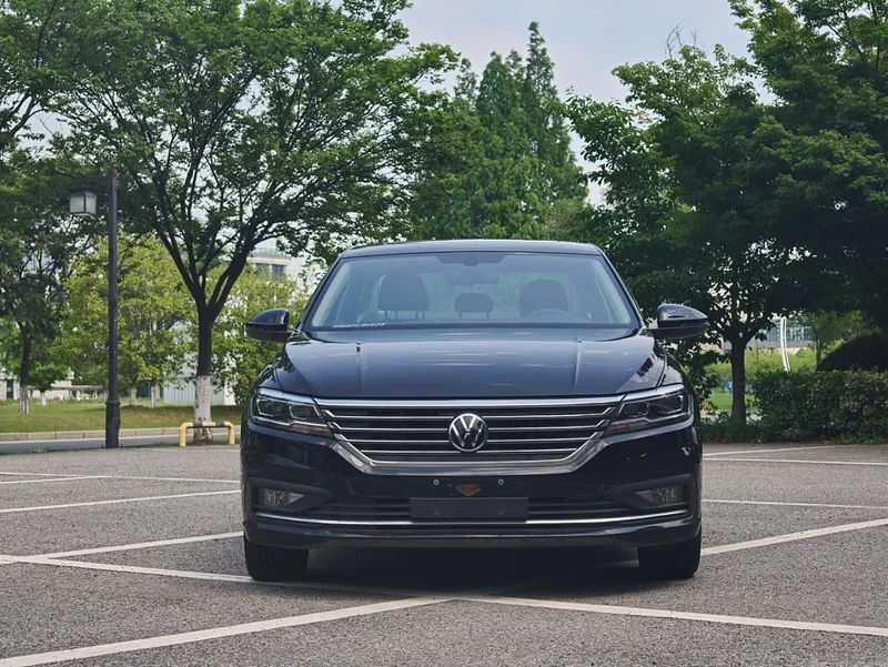Volkswagen Lavida 2018 280TSI DSG Luxury Edition China V exterior photo 2 Volkswagen Lavida 2018 280TSI DSG Luxury Edition China V exterior photo 2