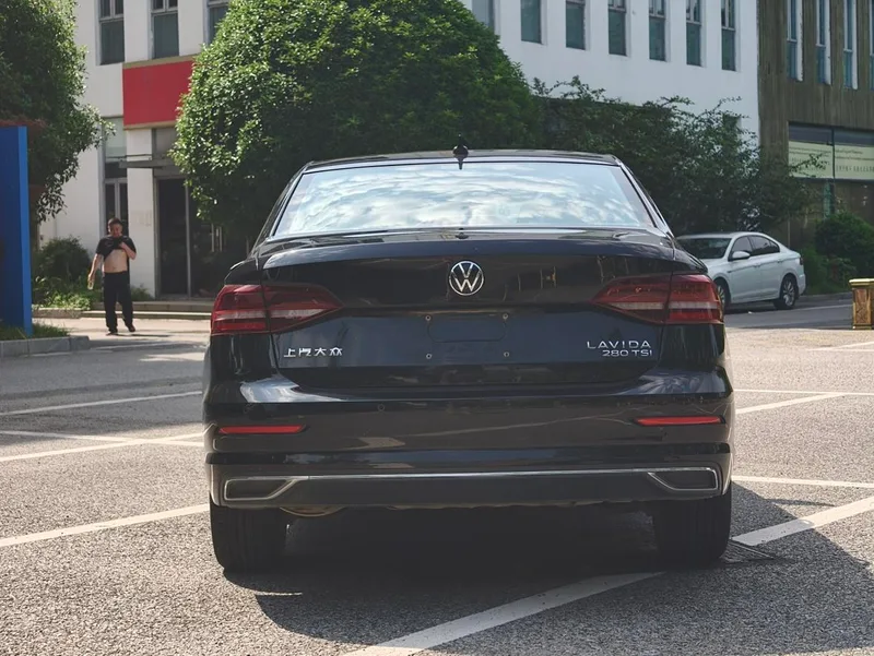 Volkswagen Lavida 2018 280TSI DSG Luxury Edition China V exterior photo 6 Volkswagen Lavida 2018 280TSI DSG Luxury Edition China V exterior photo 6