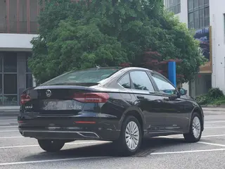 Volkswagen Lavida 2018 280TSI DSG Luxury Edition China V exterior photo 7 Volkswagen Lavida 2018 280TSI DSG Luxury Edition China V exterior photo 7