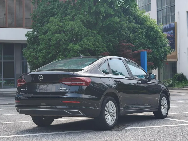 Volkswagen Lavida 2018 280TSI DSG Luxury Edition China V exterior photo 7 Volkswagen Lavida 2018 280TSI DSG Luxury Edition China V exterior photo 7