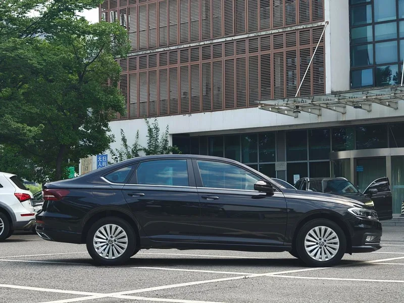 Volkswagen Lavida 2018 280TSI DSG Luxury Edition China V interior photo 8 Volkswagen Lavida 2018 280TSI DSG Luxury Edition China V interior photo 8