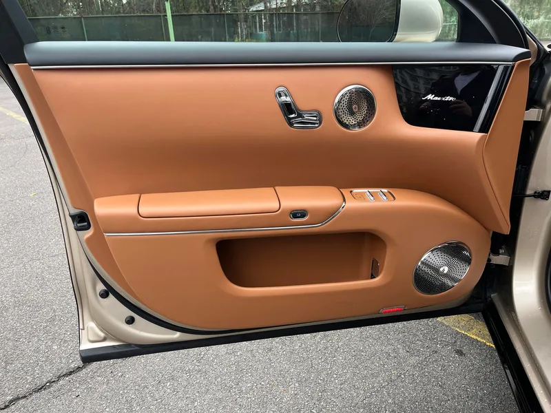 Maextro S800 2025 extended range Xingyao Premium Edition 5 seat interior photo 18 Maextro S800 2025 extended range Xingyao Premium Edition 5 seat interior photo 18