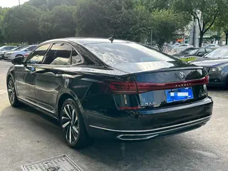 Volkswagen Passat 2023 Restyling 330TSI Luxury Edition exterior photo 4 Volkswagen Passat 2023 Restyling 330TSI Luxury Edition exterior photo 4