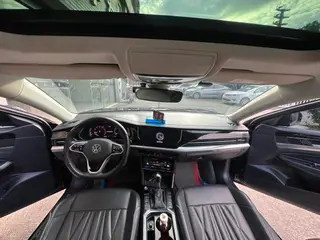 Volkswagen Passat 2023 Restyling 330TSI Luxury Edition interior photo 16 Volkswagen Passat 2023 Restyling 330TSI Luxury Edition interior photo 16