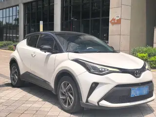 Toyota C-HR 2021 2.0L Luxury Edition exterior photo 3 Toyota C-HR 2021 2.0L Luxury Edition exterior photo 3