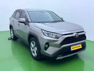 Toyota RAV4 2022 2.0L CVT Mode à deux roues motrices PLUS Version extérieur photo 2 Toyota RAV4 2022 2.0L CVT Mode à deux roues motrices PLUS Version extérieur photo 2