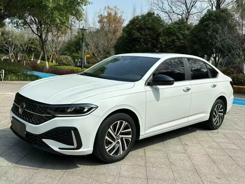 Volkswagen Lavida 2023 300TSI DSG Edición de cielo estrellado exterior foto 1 Volkswagen Lavida 2023 300TSI DSG Edición de cielo estrellado exterior foto 1