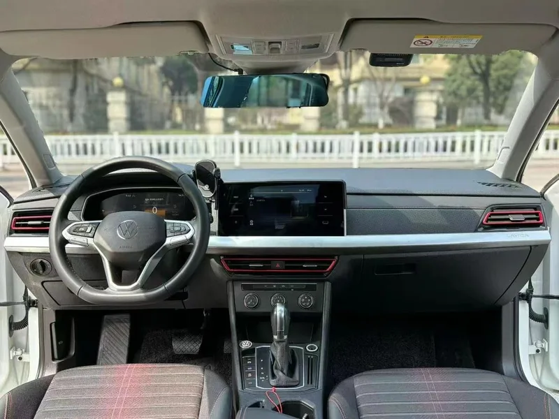 Volkswagen Lavida 2023 300TSI DSG Edición de cielo estrellado interior foto 6 Volkswagen Lavida 2023 300TSI DSG Edición de cielo estrellado interior foto 6