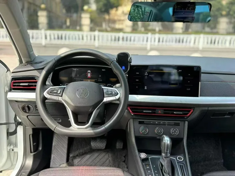 Volkswagen Lavida 2023 300TSI DSG Edición de cielo estrellado interior foto 7 Volkswagen Lavida 2023 300TSI DSG Edición de cielo estrellado interior foto 7