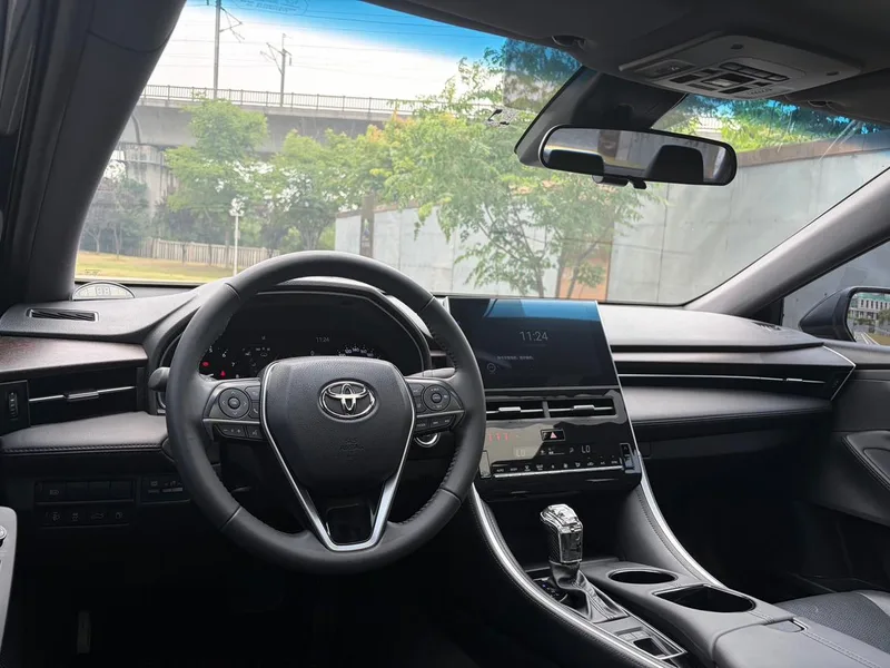 Toyota Avalon 2022 2.0L Luxury Edition interior photo 15 Toyota Avalon 2022 2.0L Luxury Edition interior photo 15