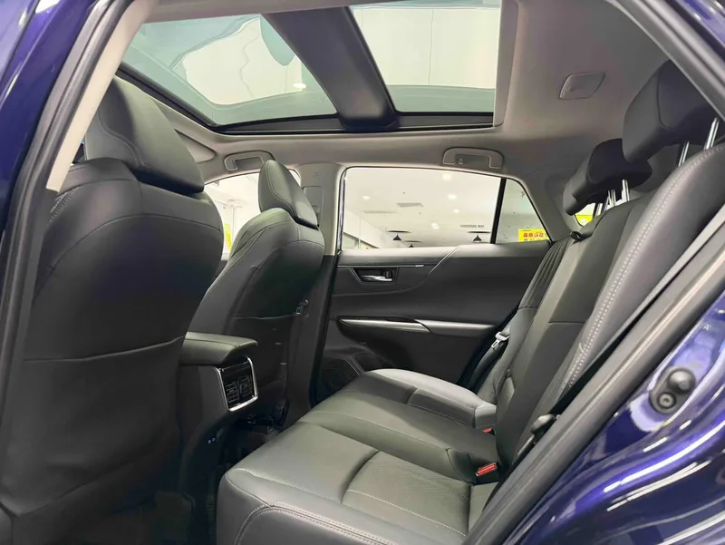 Toyota Harrier 2022 2.0L CVT Version haut de gamme à deux roues motrices intérieur photo 17 Toyota Harrier 2022 2.0L CVT Version haut de gamme à deux roues motrices intérieur photo 17