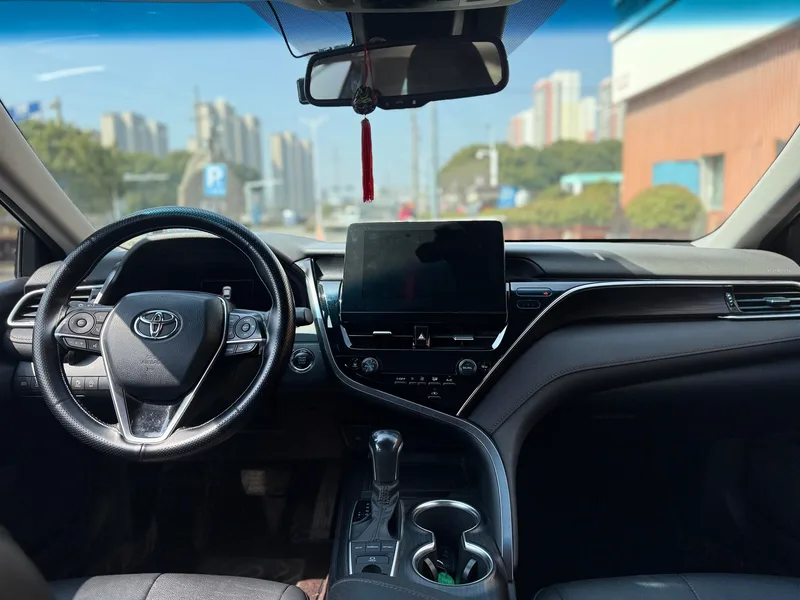 Toyota Camry 2021 2.0G Luxury Edition interior photo 14 Toyota Camry 2021 2.0G Luxury Edition interior photo 14