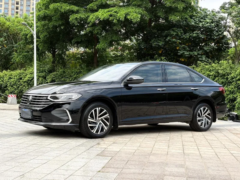 Volkswagen Lavida 2023 Restyling 1.5L Automatic Five Million Edition exterior photo 1 Volkswagen Lavida 2023 Restyling 1.5L Automatic Five Million Edition exterior photo 1