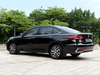 Volkswagen Lavida 2023 Restyling 1.5L Automatic Five Million Edition exterior photo 4 Volkswagen Lavida 2023 Restyling 1.5L Automatic Five Million Edition exterior photo 4