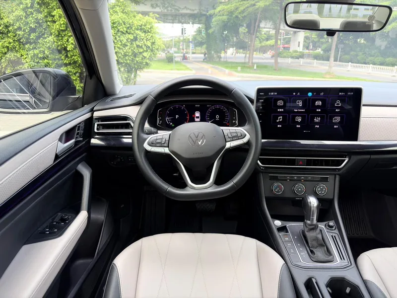 Volkswagen Lavida 2023 Restyling 1.5L Automatic Five Million Edition interior photo 14 Volkswagen Lavida 2023 Restyling 1.5L Automatic Five Million Edition interior photo 14
