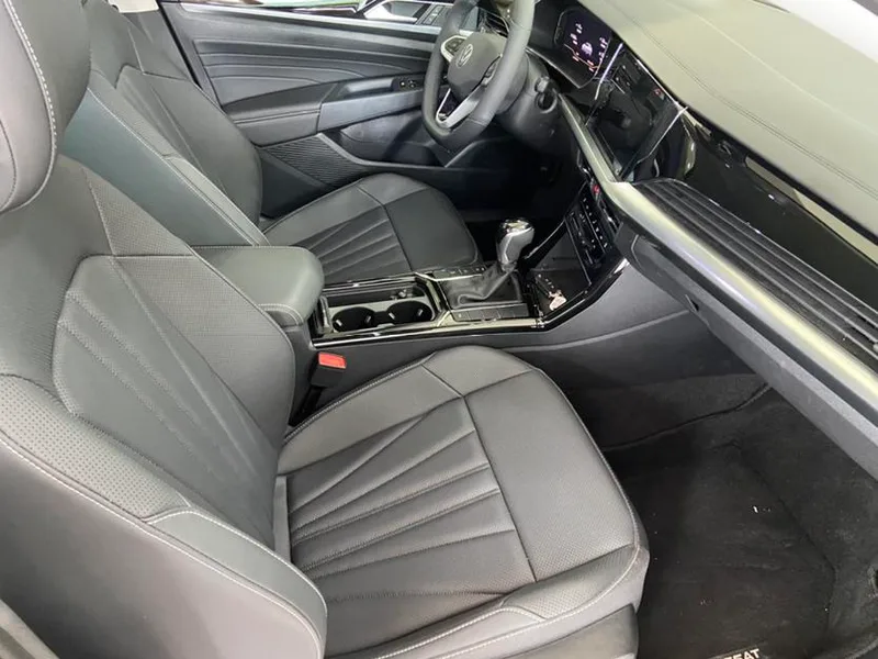 Volkswagen Passat 2025 outstanding 380TSI Longteng Edition exterior photo 7 Volkswagen Passat 2025 outstanding 380TSI Longteng Edition exterior photo 7