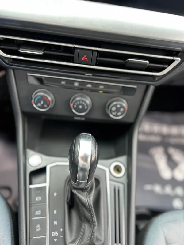 Volkswagen Lavida 2023 280TSI DSG Full escape version interior photo 15 Volkswagen Lavida 2023 280TSI DSG Full escape version interior photo 15